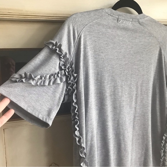 EUC Lea & Viola Ruffle Top - Picture 6 of 6